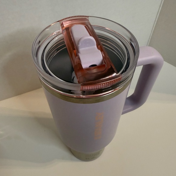 Stanley Flip Straw Quencher Protour Tumbler 40 OZ - Picture 2 of 10